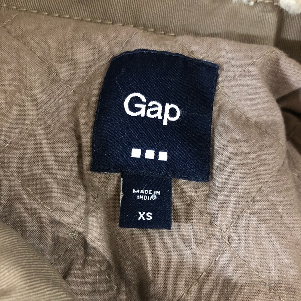 Gap Jacket - Picture 5 of 7